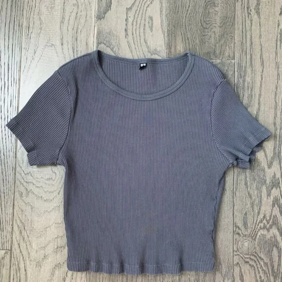 UNIQLO Ribbed Cropped Tee - Picture 1 of 2